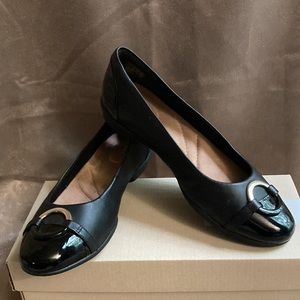 NWT Clarks Flats
